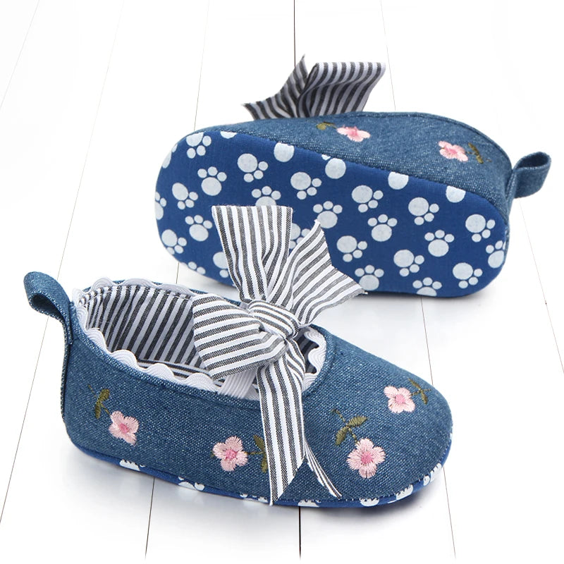 Cute Baby Girl Flower Bow Princess Shoes Spring & Autumn Fashion Design Soft Soled Solid Comfortable Infant Shoes First Walkers