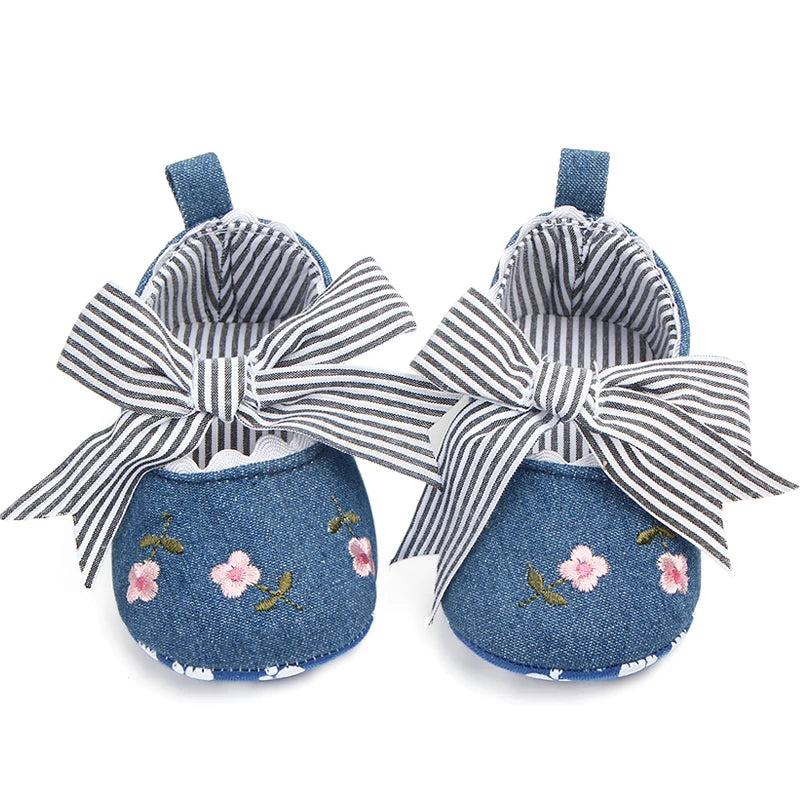 Cute Baby Girl Flower Bow Princess Shoes Spring & Autumn Fashion Design Soft Soled Solid Comfortable Infant Shoes First Walkers