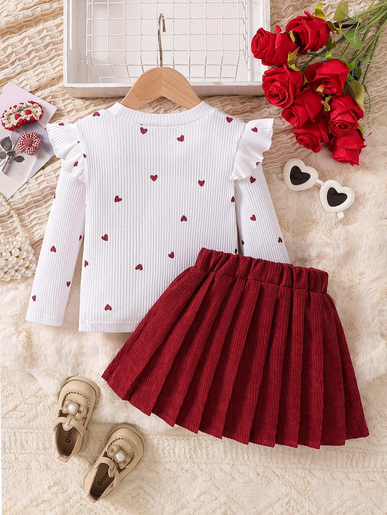 Kids 2PCS Spring New Style For Girls 1-6 Years Old Sweet And Lovely Red Love Pattern Top + Red Pleated Short Skirt With Bow Set