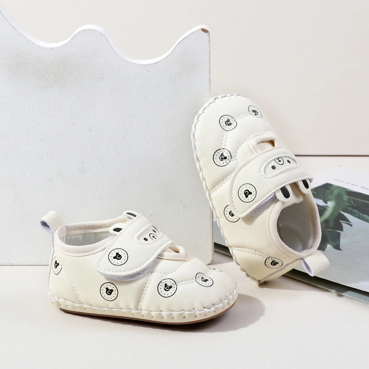 Spring And Autumn Baby Boy's And Girl's First Walking Toddler Shoes 0-18 Months Baby Unisex Sneaker Hook-loop Design