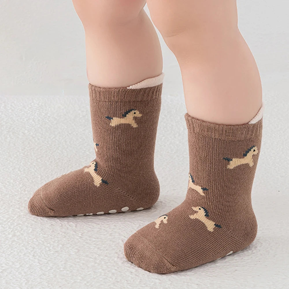 5 pairs anti-slip adhesive baby socks with cartoon animal patterns