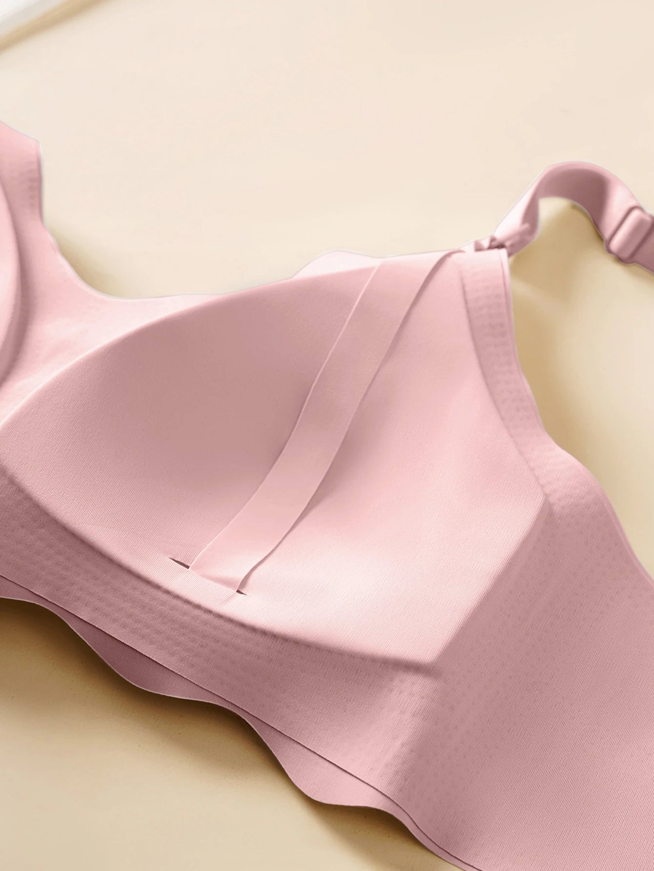 New Women Traceless Women's Comfortable and Breathable Ultra Thin Breastfeeding Bra Detachable Breastfeeding Bra