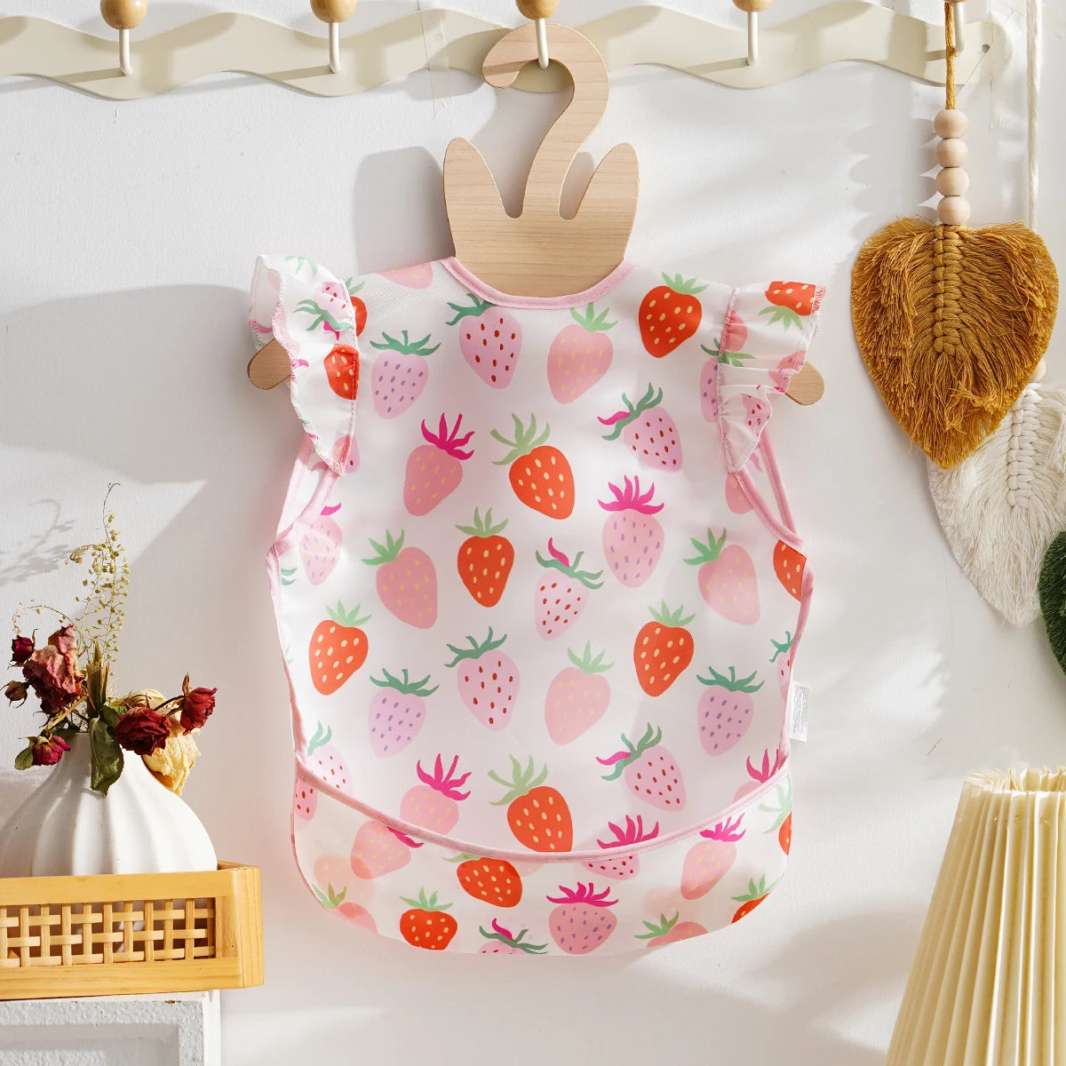 Elinfant 1 Pc Baby Bib For Eating Waterproof Reusable Wipeable Toddler Bibs with Catch-All Pocket Feeding Bibs for Girls & Boys