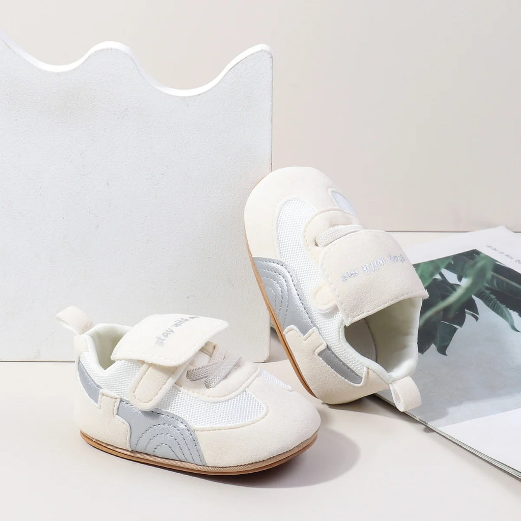 Newborn Baby Shoes Classic Leather Soft Soles Non Slip Toddler Walking Shoes for Boys and Girls 0-18M First Step Walking Shoes