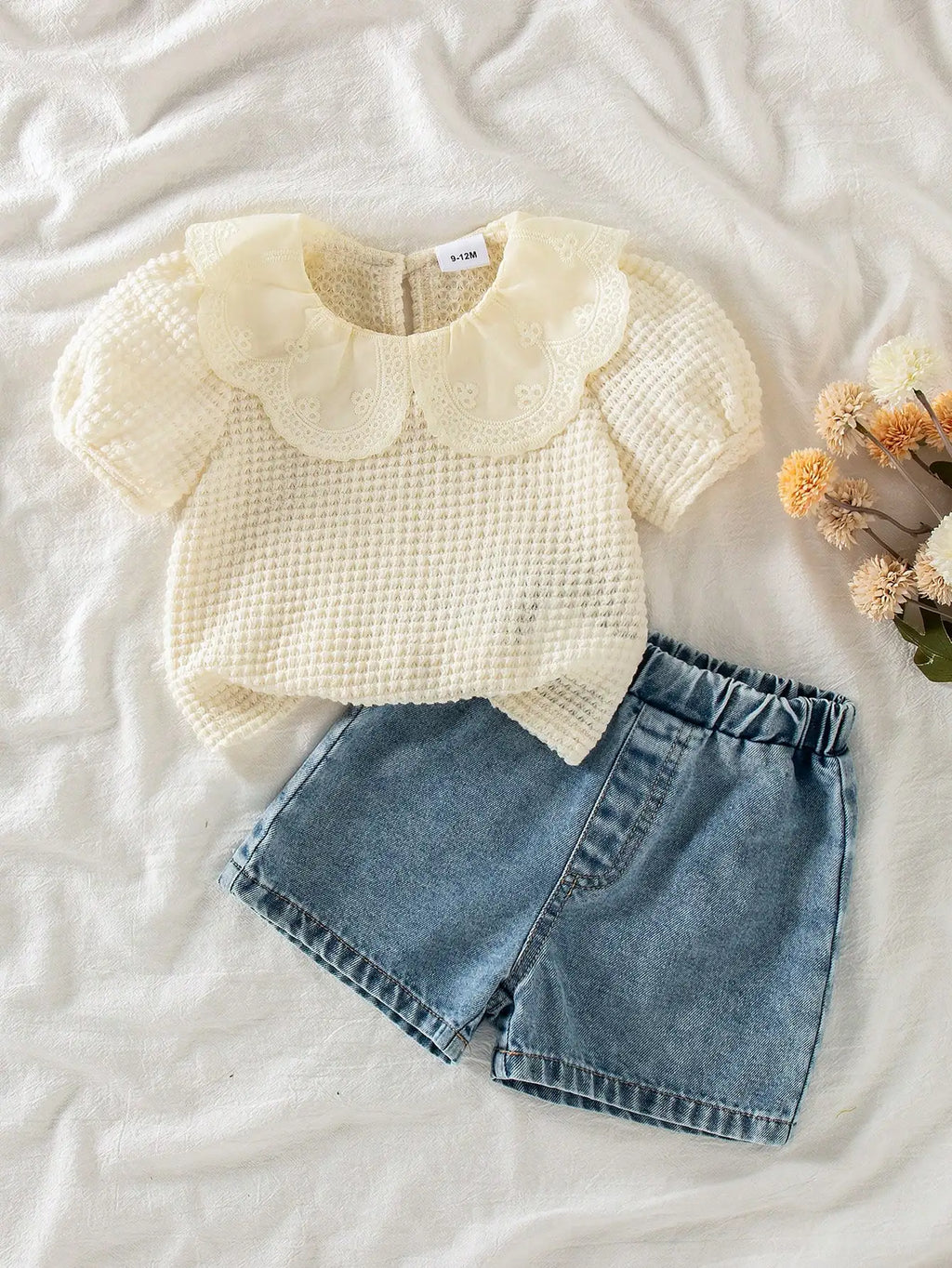 Two piece set of baby girl three-dimensional lace collar bubble sleeve T-shirt and denim shorts casual versatile daily wear vaca