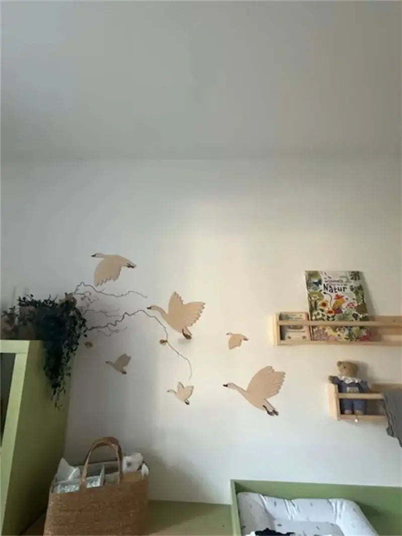 6Pcs/Set Ins Scandinavian Style Wooden Group of Flying Goose Mural Niche Can Be Pasted into the Wall to Cover up Ugliness with Retro Inspiration Wooden Goose Home Background Wall Decoration Nursery Wall Decoration Natural Sty
