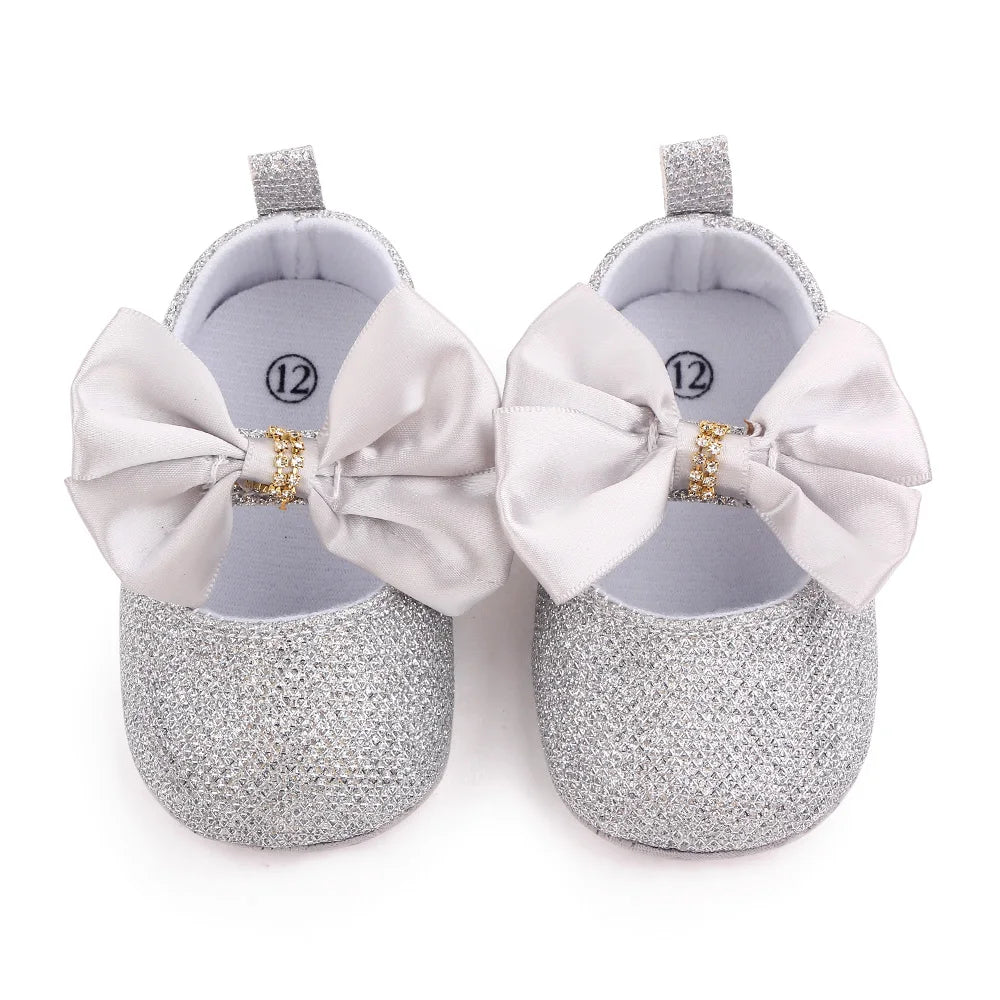 Spring Autumn Beautiful Baby Girl Princess Shoes Soft Soled Butterfly Bowknot Fashion Design Solid Newborn Prewalker Shoes D2677