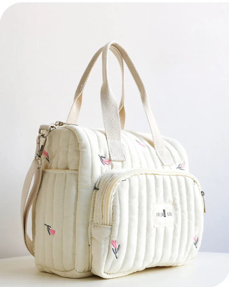 New Mommy Bag Portable Large Capacity Diaper Bag Embroidered Bear Cute Leisure Storage Bag