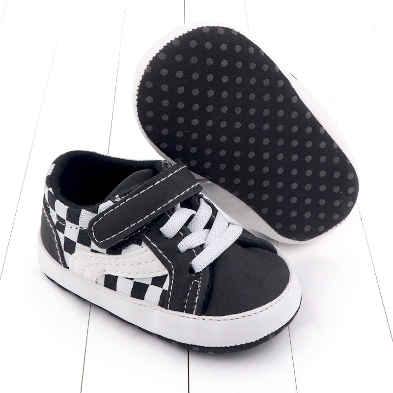 2025 Autumn Baby Boys And Girls First Walking Toddler Shoes Fashion Design For 0-18M Baby Unisex Sneaker High Quality Soft Sole