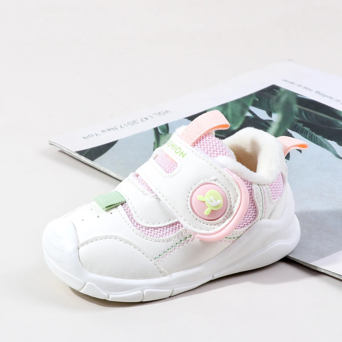 New Design Baby Toddler Shoes First Walking Non Slip TPR Sole Model 0to3Y Winter Indoor Outdoor