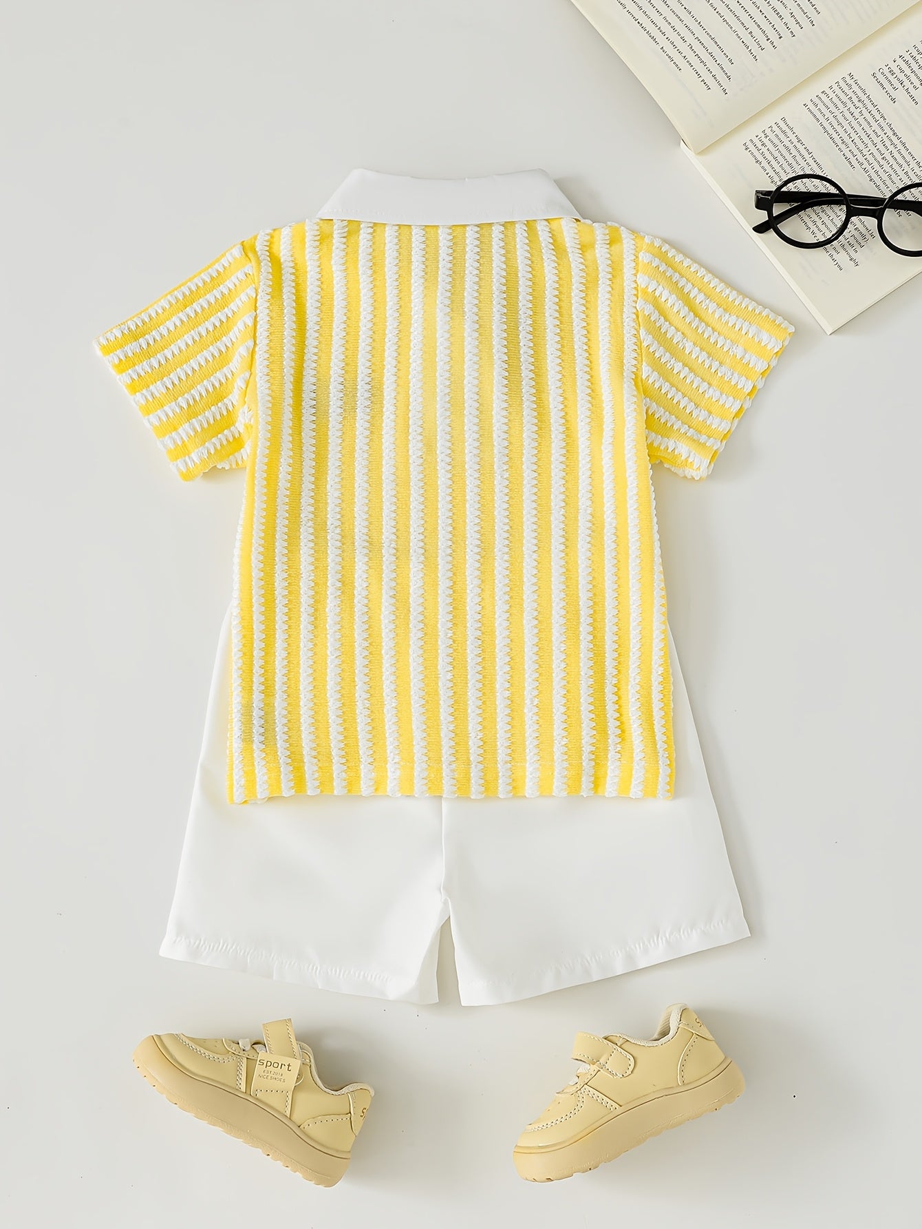 Boys' Summer New Arrival Set: Fresh, Simple, and Stylish. Features a Textured Yellow and White Striped Polo Shirt with Short Sleeves Paired with Solid-color, Lightweight, Breathable Casual Shorts (2pcs Set). The Top Is Adorned with a Small Logo