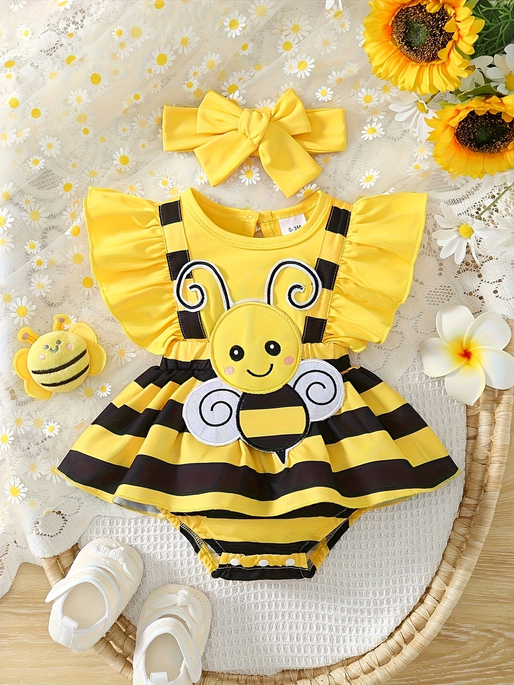 Newborn Baby Romper with Cute Bee Pattern, Ruffle Sleeves, Round Neck, Hair Accessory, Yellow and Black Stripes, Snap Crotch, Triangle Bodysuit, Perfect for Outdoor