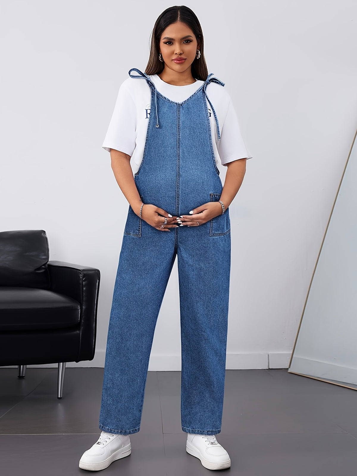 New Four Seasons Navy Blue Denim Maternity Pants with Elastic Waistband and Elastic Cuffs on Both Sides