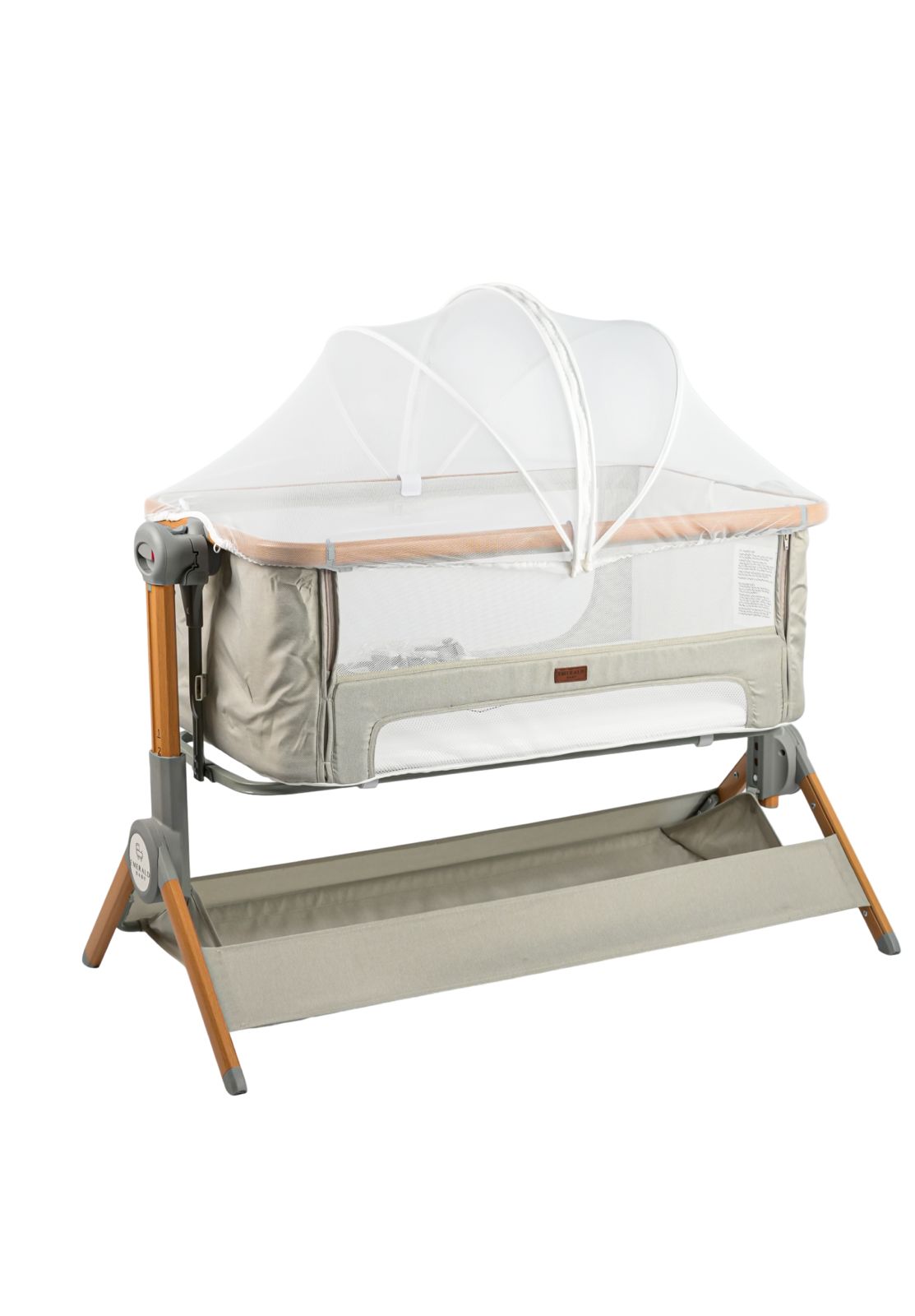 Emerald Baby Arwa Co Sleeper Bedside Sleeper With Protective Net And Rocking Function Promotes Restful Sleep